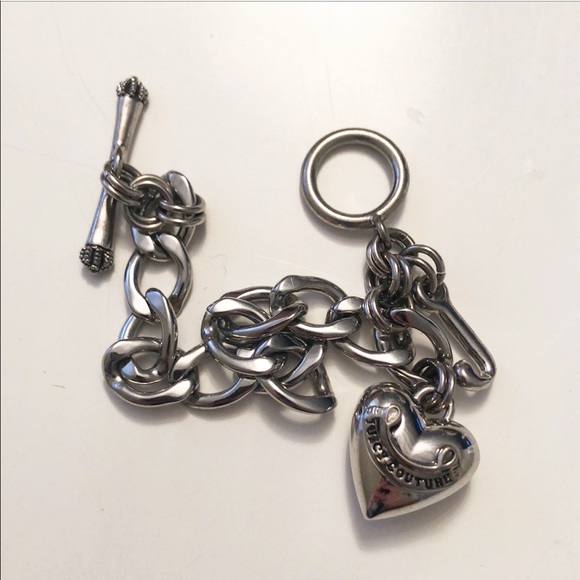 🌟 HOST PICK 🌟 VINTAGE JUICY COUTURE bracelet - Picture 2 of 3